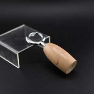 Décapsuleur en bois de tuya