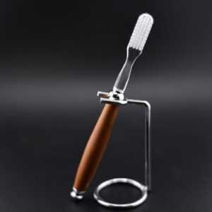 Brosse à dents en Red Heart – Raffinement et artisanat naturel